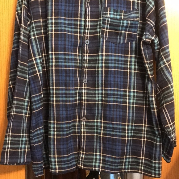 #followme Large blue plaid pajama top.  Button up long sleeve with pocket - Picture 3 of 9